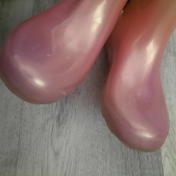 Girls Rainbow Gradient Rain Boots - Picture 6 of 9